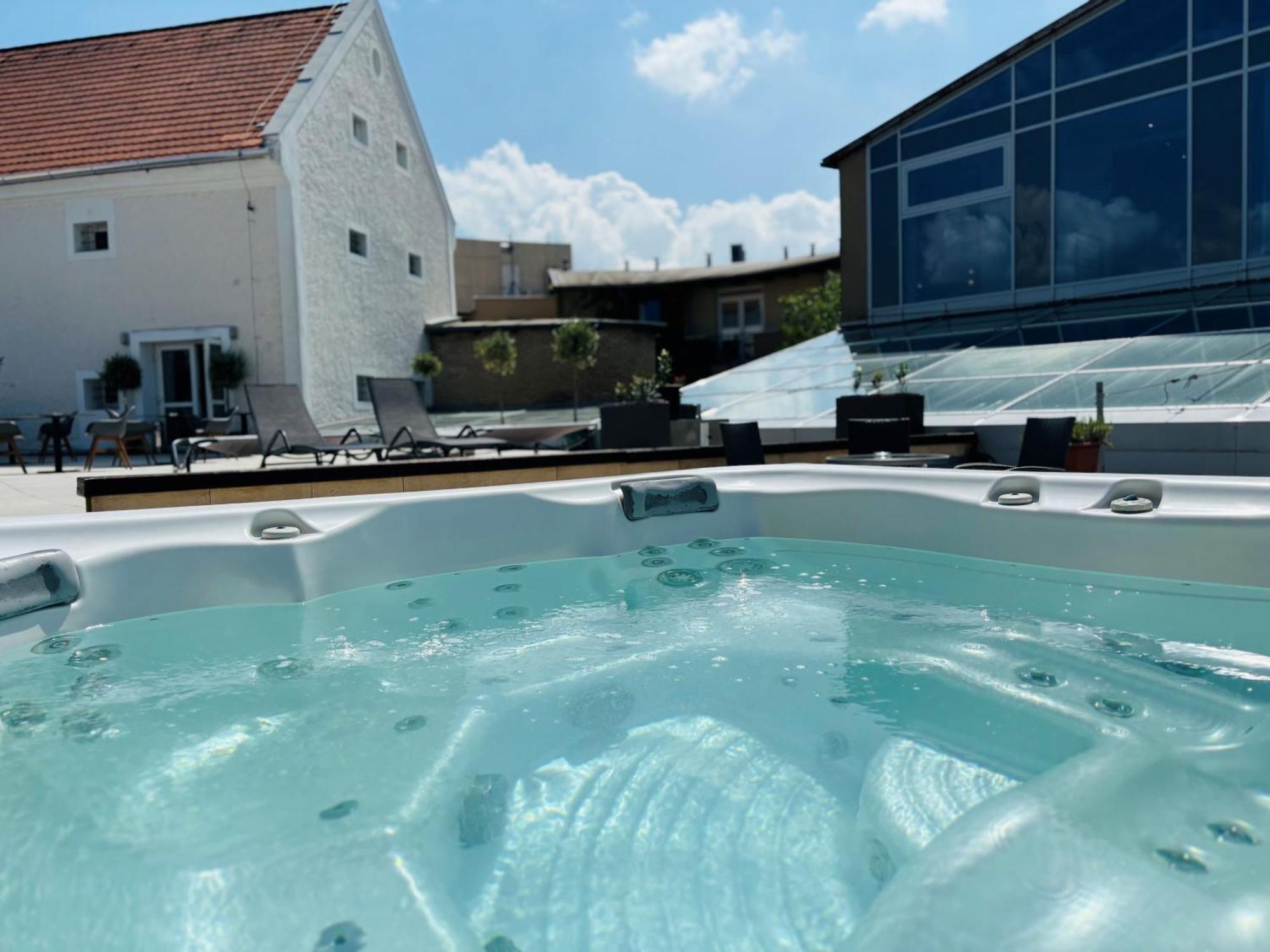 CE Plaza Hotel Siófok Exterior foto